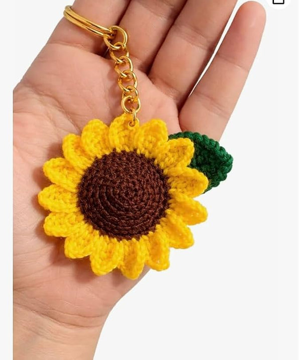 Darak Gifting Co. Handmade Crochet Sunflower Keychain for Women & Girls | Knitted Flower Key Ring | Cute Bag Charm for Backpack Purse Car Keys | Aesthetic Handmade Gift for Friend Sister Girlfriend